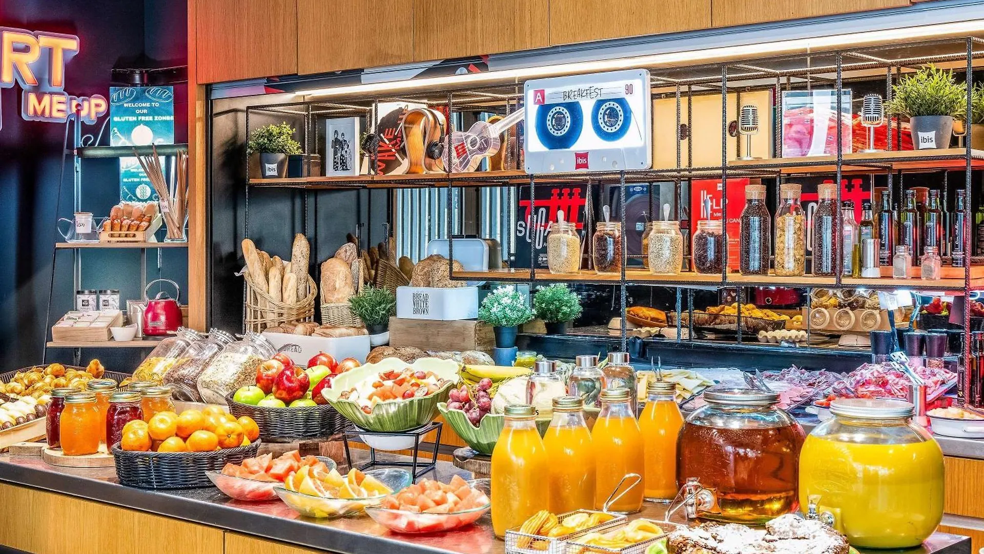 Hotel Ibis Barcelona Plaza Glories 22@
