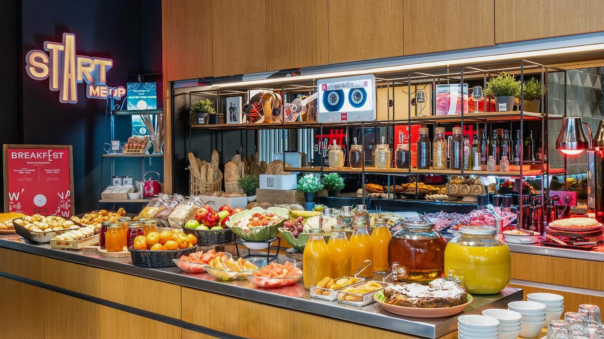 מלון Ibis Barcelona Plaza Glories 22@