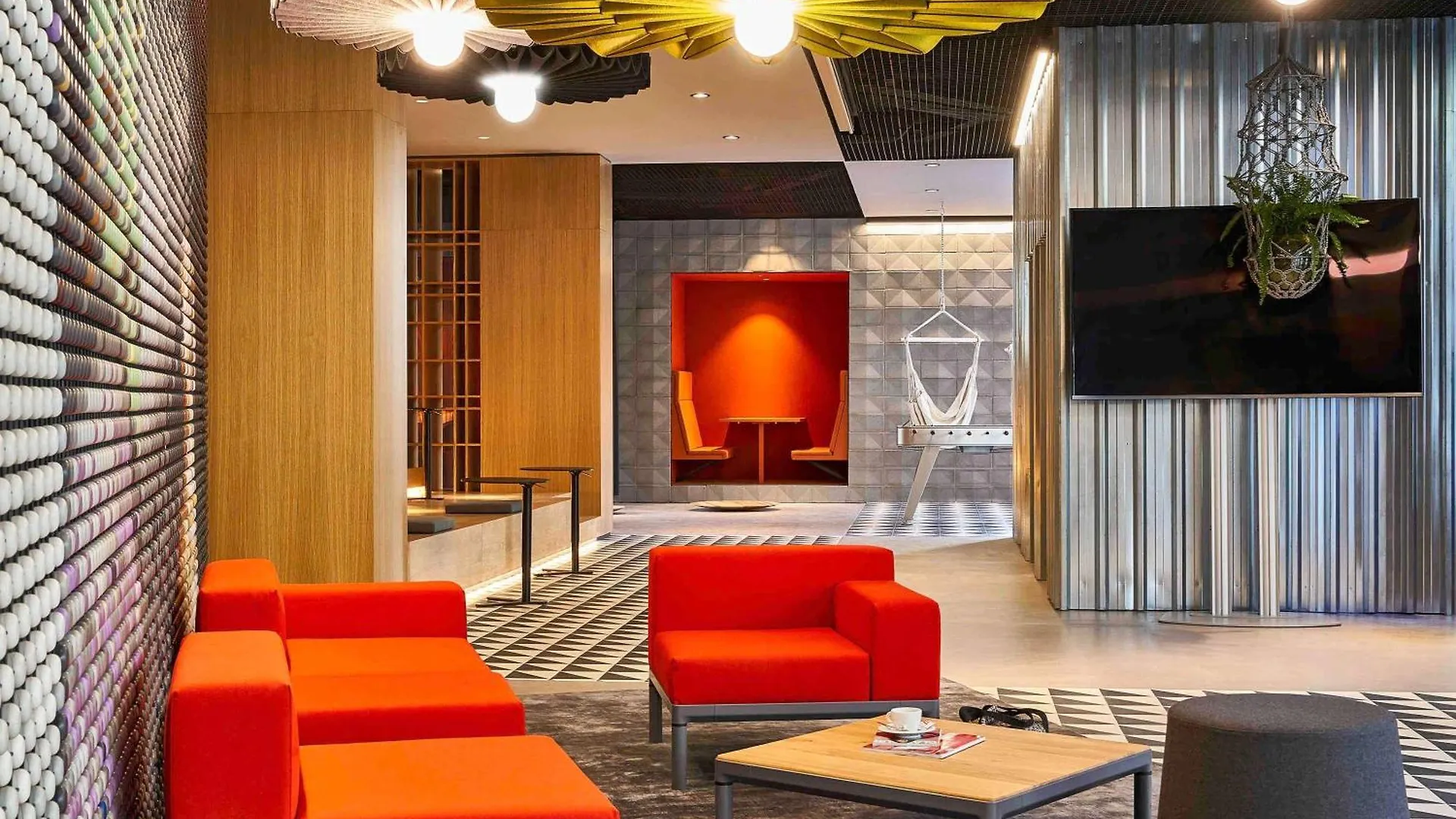 **  מלון Ibis Barcelona Plaza Glories 22@ ספרד